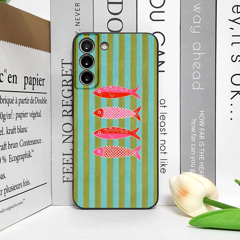 Sevimli Çizgili Desenli Sardal - Oppo Reno 12 incelemesi ve fiyatı